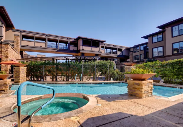 Large pool and hot tub at out Senior Living community in Scottsdale
