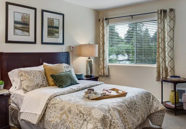 Senior Living in Bothell, WA with large bedrooms in our senior apartments.