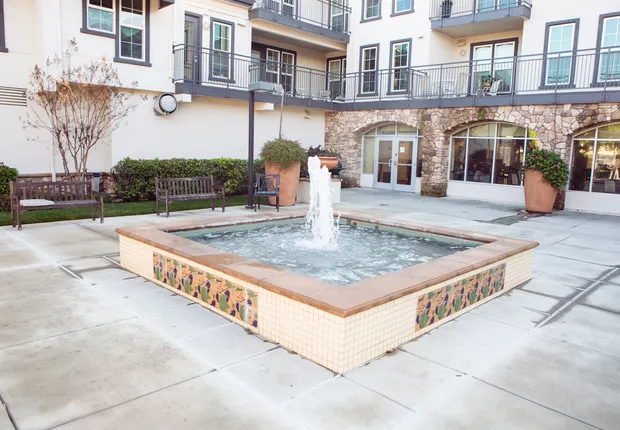 Fountain in our in our Senior Living community in Brentwood courtyard