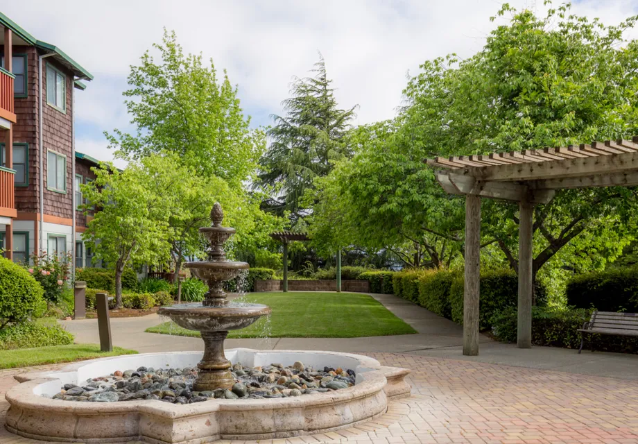 Senior Living in Vallejo featuring a large fountain in our courtyard