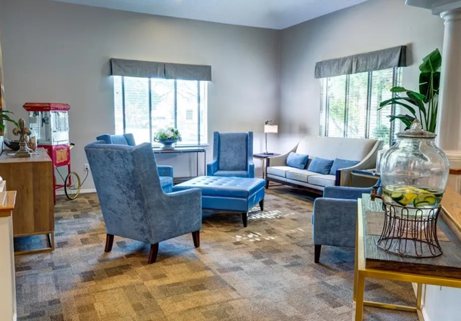 Senior Living in Turlock with open dining areas