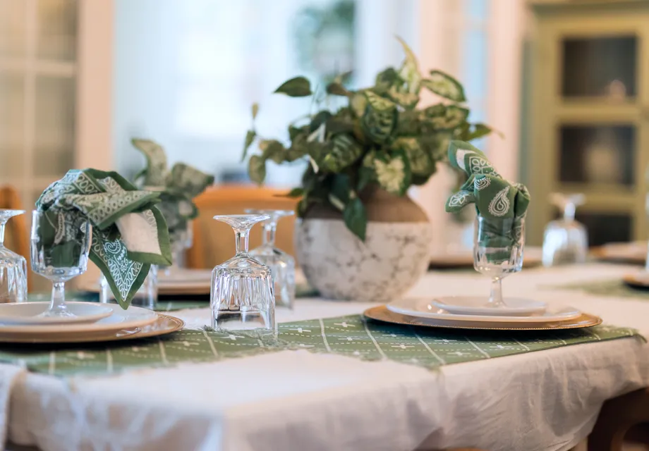 A close up of a table setting at Cadence Garner by Cogir