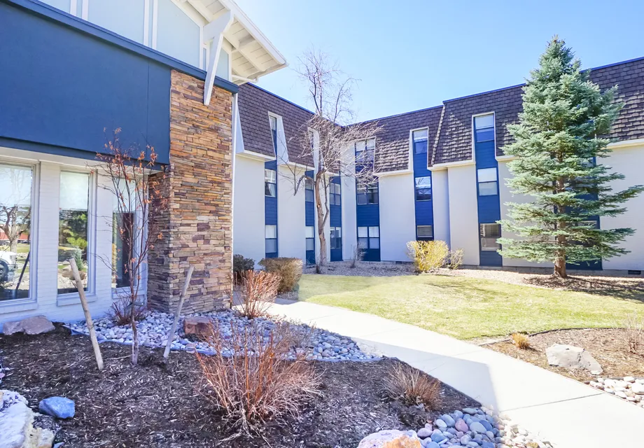 Senior Living in Denver with walking paths around the community.