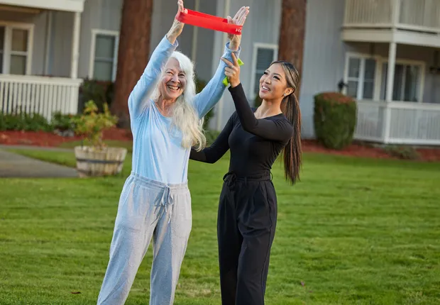 Seniors enjoy ACOYA Mesa's courtyard.