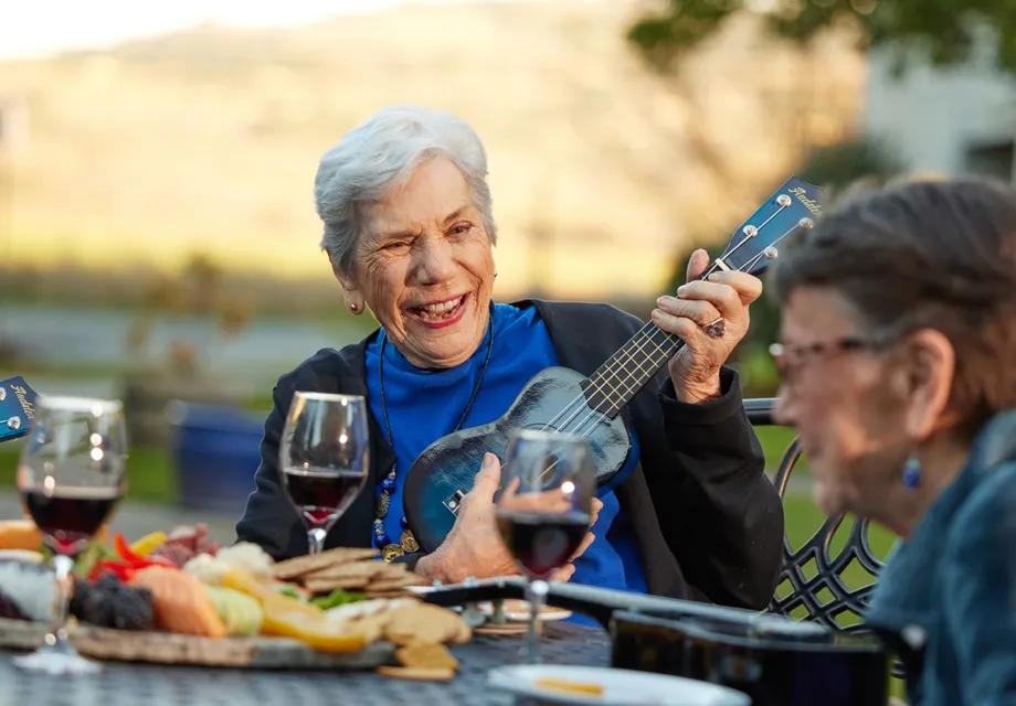 Senior care Folsom: life enrichment though food and music.