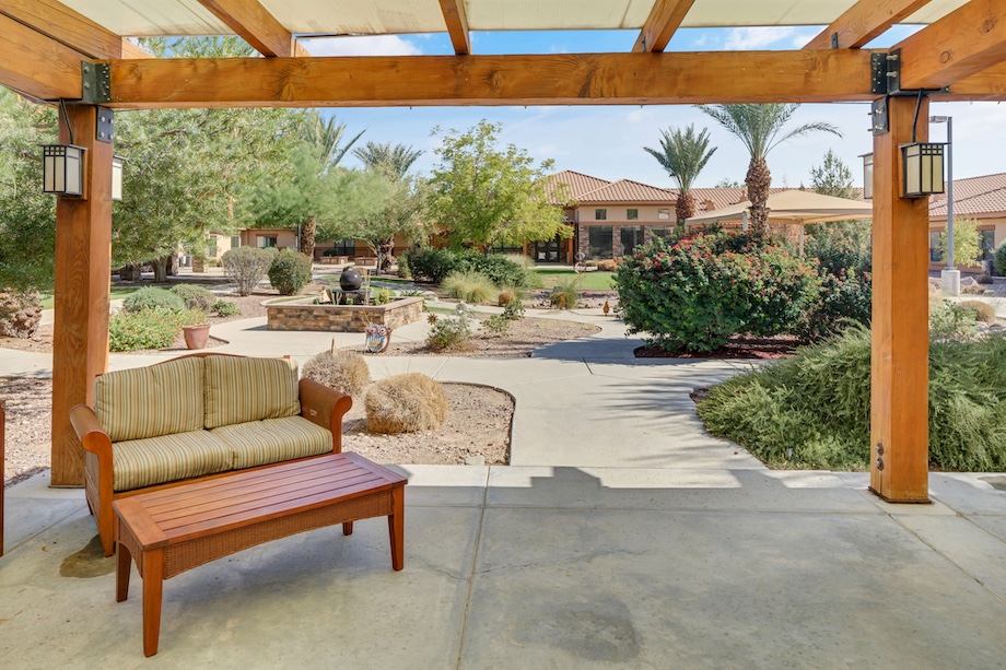Cogir of Peoria Patio