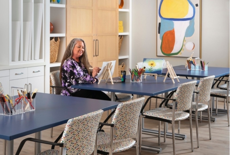 A welcoming art space where residents engage creatively, fostering community and connection.