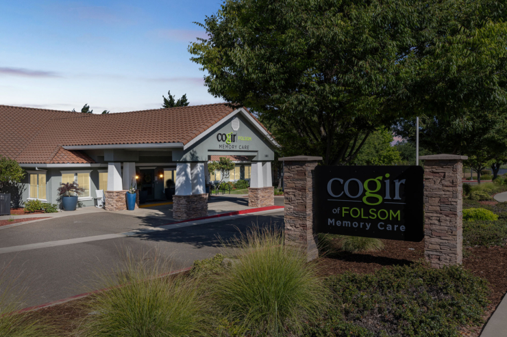 Exterior entrance to Cogir Folsom.
