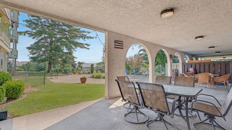 patio