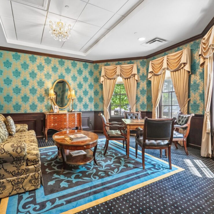Elegant seating and vibrant decor create a welcoming ambiance for community gatherings and relaxation.