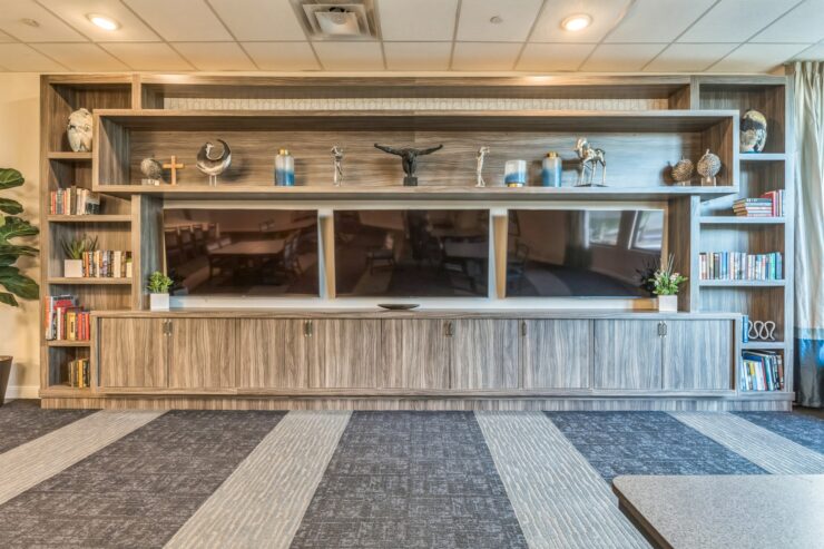 A welcoming space featuring warm decor and a serene atmosphere, perfect for community gatherings.