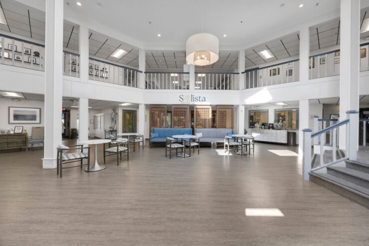 Bright and inviting common area, perfect for socializing and relaxation among residents and visitors.