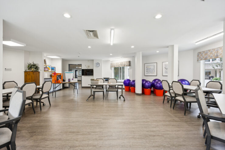Bright and inviting common area, fostering community connections and joyful gatherings.
