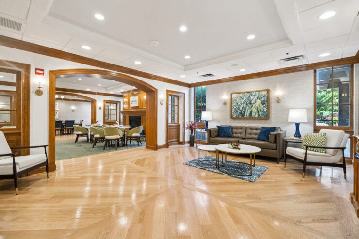 Bright, inviting common area with comfortable seating, perfect for community gatherings and relaxation.