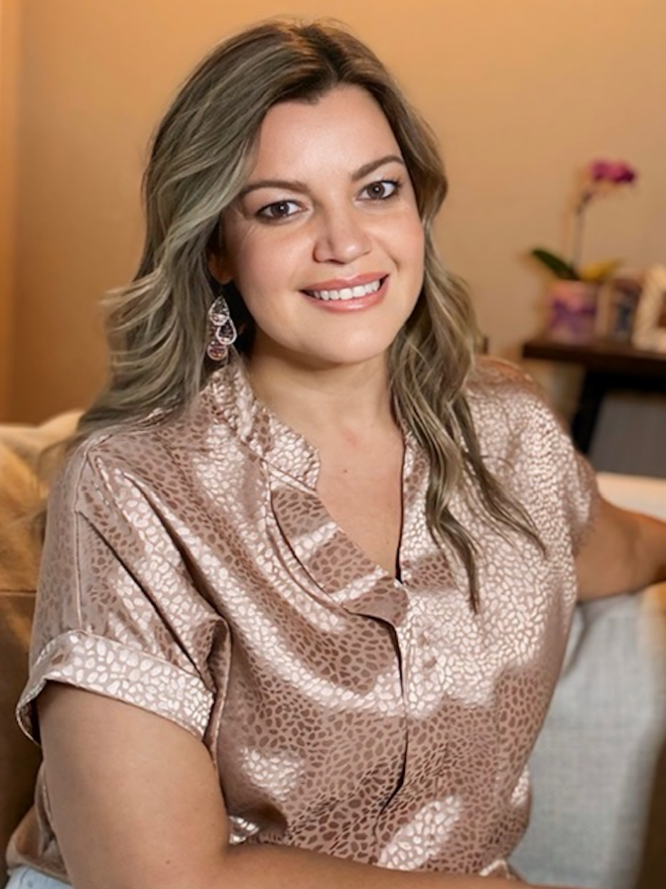 A welcoming atmosphere with a friendly resident, showcasing warmth and community spirit.