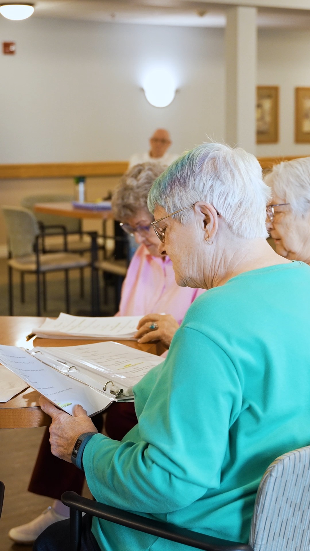 The scripts are out and the stage is calling! Our residents rehearsing for their play is just one example of the wide range of experiences inside our resort-style senior living community. Whether you love performing, painting, socializing, or relaxing with friends, there’s a place for you here!

.

.

.

.

.

#SeniorLiving #ActiveAging