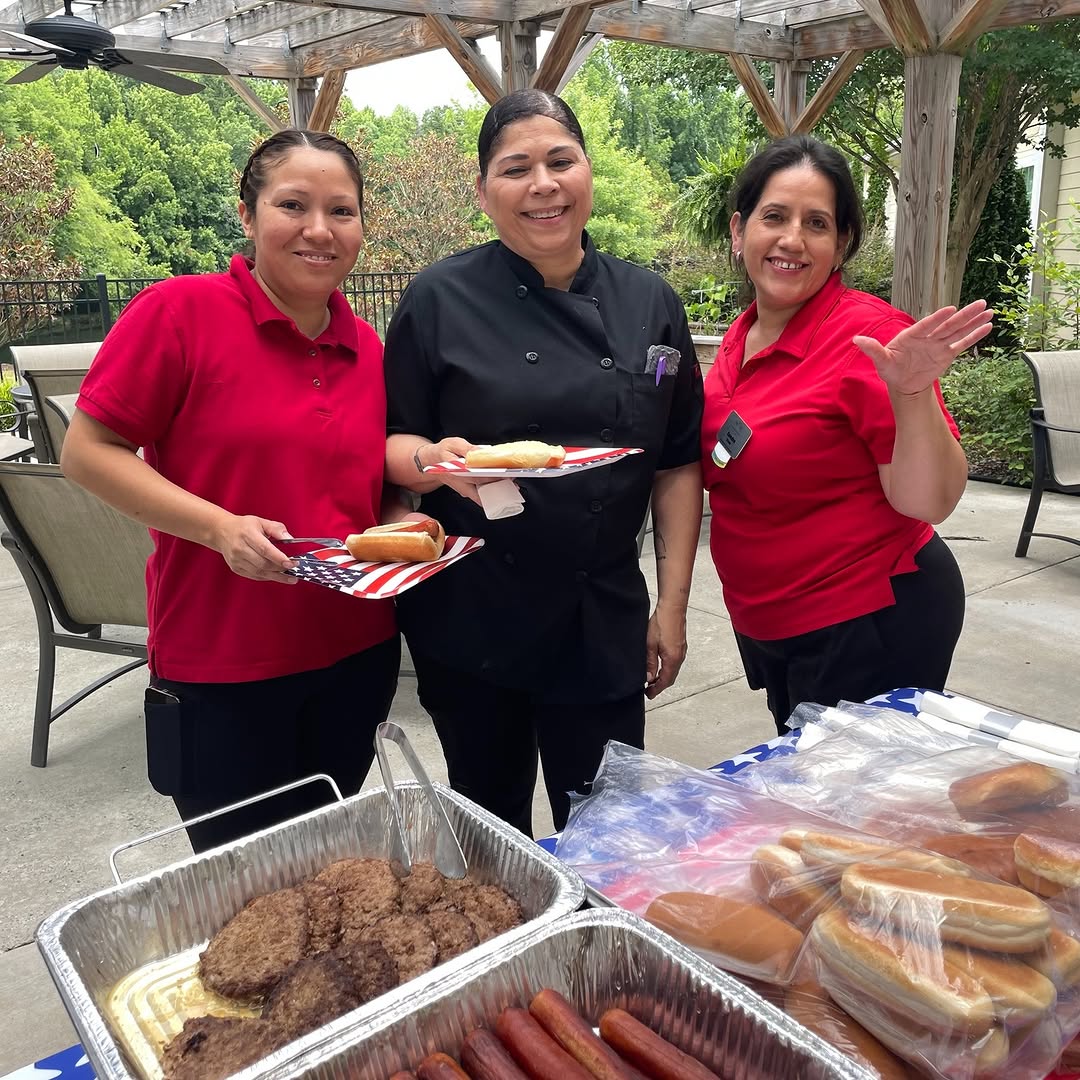 Our residents and staff celebrated Independence Day with a wheelchair and walker decorating contest and a staff cookout! ❤️🤍💙