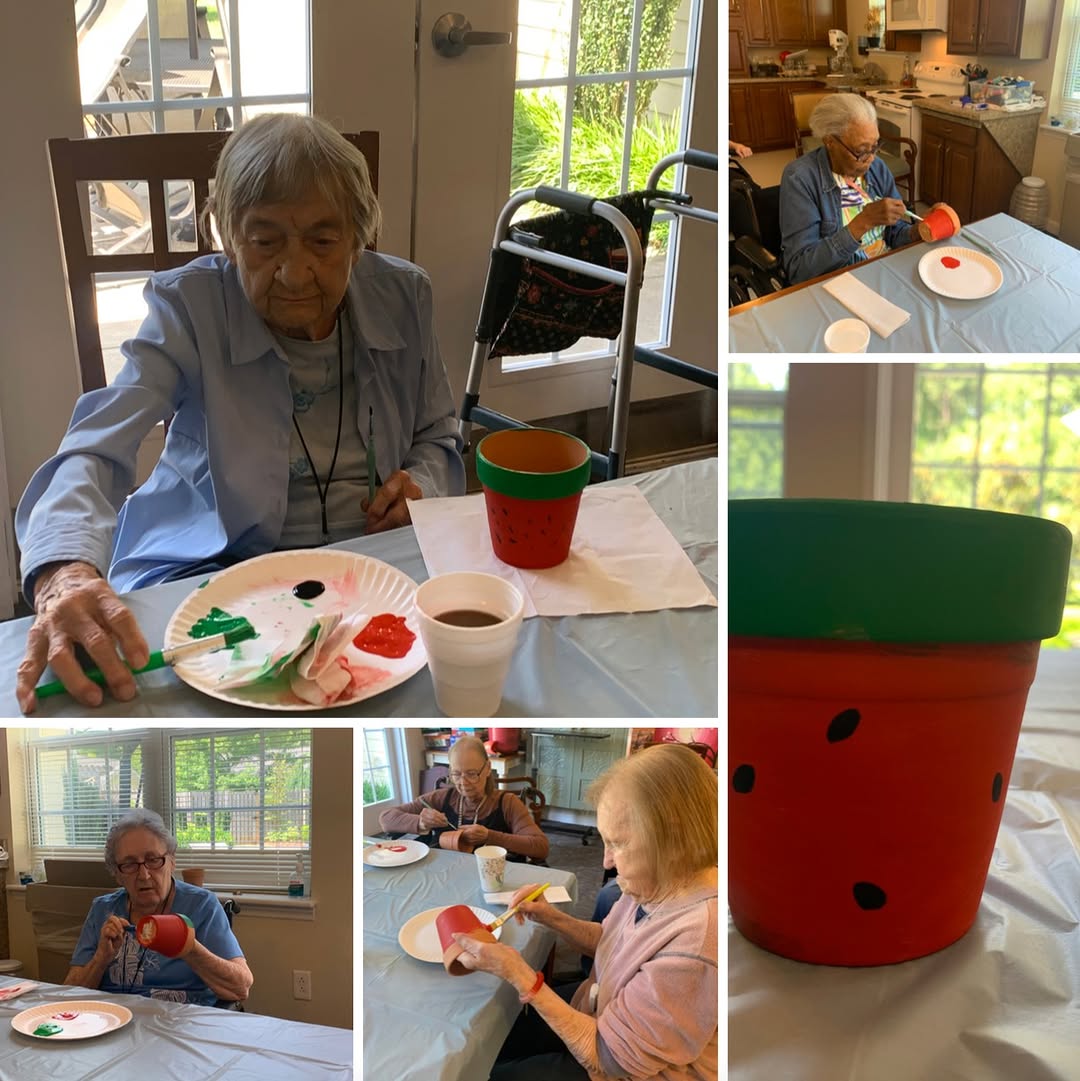 We had an excellent turn out for our weekly art activity👩‍🎨! We painted terracotta pots to make them look like watermelon🍉. They all looked good enough to eat!😋