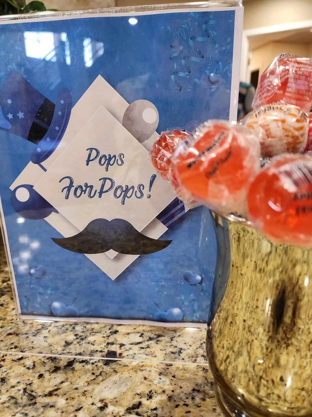 To all the dads who taught us how to ride a bike, tell a great joke, and never give up— we celebrate you! 💙🍭 Our residents enjoyed a sweet “Pops for Pops” treat as we honored the amazing fathers in our community. Happy Father’s Day! #FathersDay #PopsForPops #SeniorLiving #CelebrateDad #CommunityLove #MakingMomentsMatter #CogirofVallejoHills #Vallejo #IndependentLiving #AssistedLiving