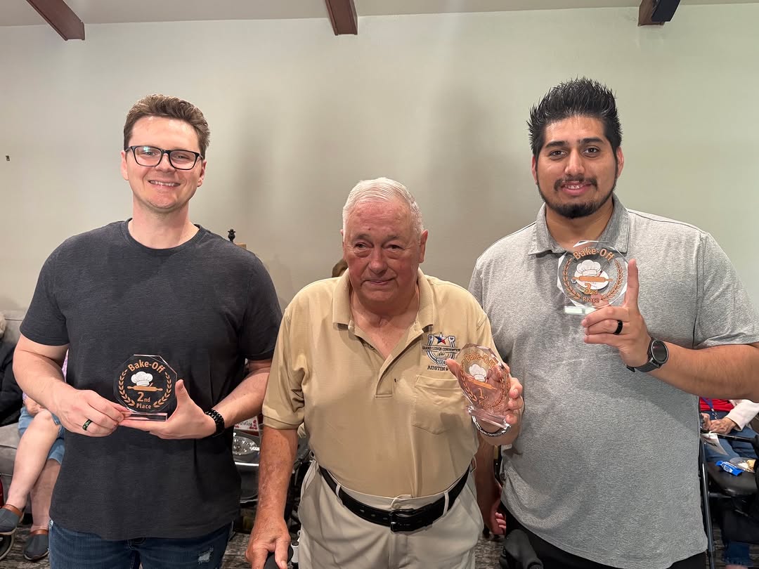 We had a wonderful time at our Windham Cookie Competition yesterday! Congratulations to our resident, Ron, who won first place with his Pecan Cookie Bites!🍪🏆