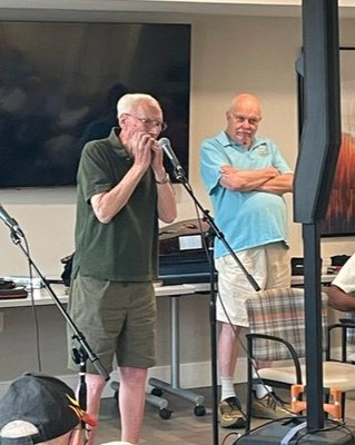 🎶 We loved welcoming the Harmonica Club to Cogir of Broomfield for a wonderful performance! A special shoutout to one of our own residents who is a member of the group—we were so proud to see him shine and share his talent with our community. ❤️🎵