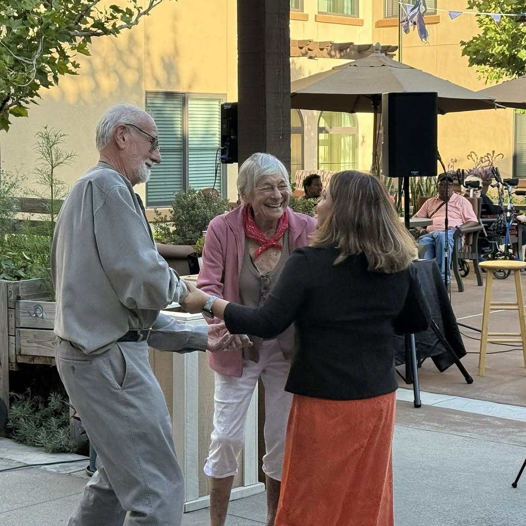 Honoring history, celebrating freedom, and coming together as a community. ❤️💛💚 Our Juneteenth celebration was filled with reflection, and appreciation for the strength, resilience, and culture that this day represents. . . . #Juneteenth #community #seniorliving #inspire #freedom #Cadenceliving