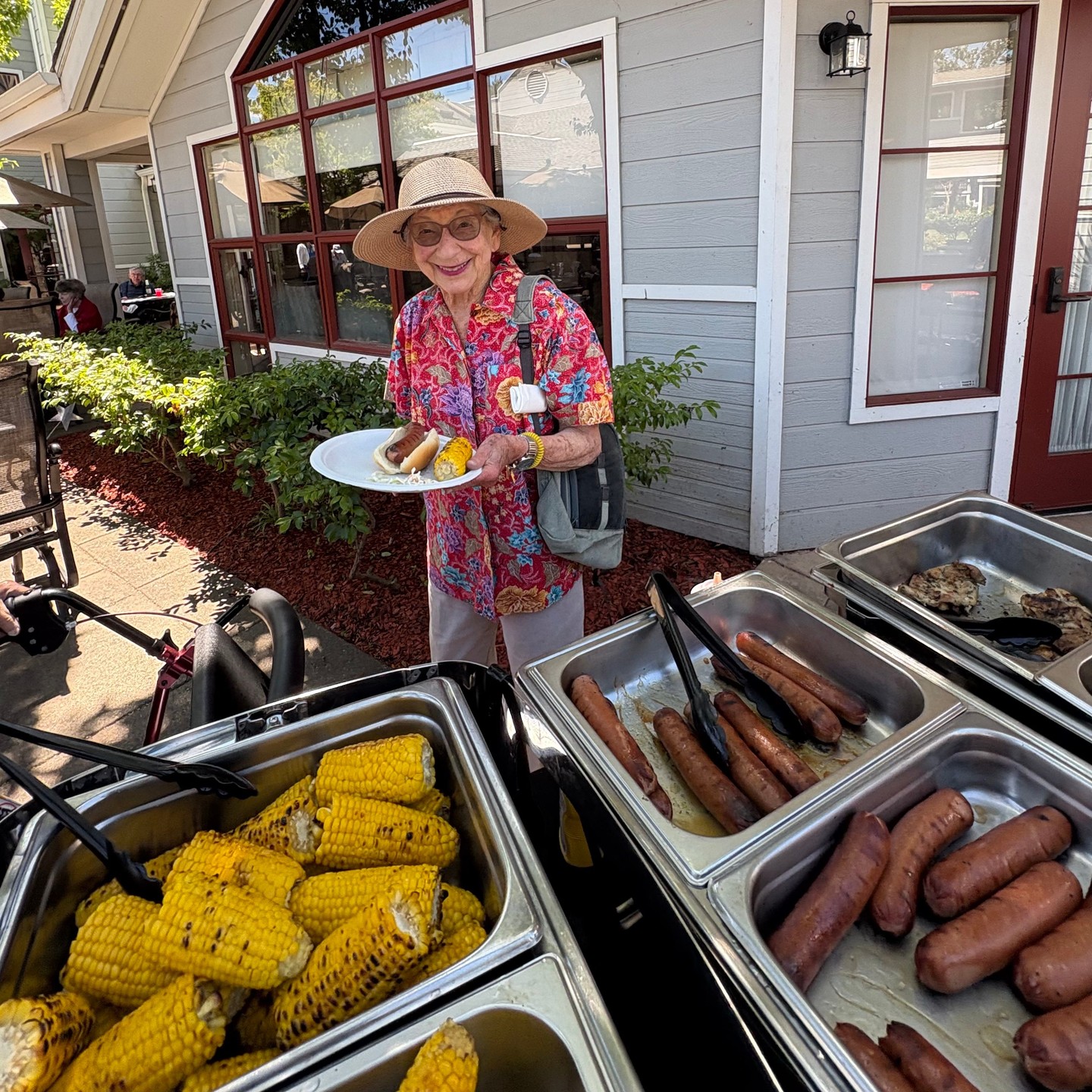 Our residents had a wonderful time celebrating the Fourth of July! We started the day by enjoying the annual Fourth of July Parade in downtown Sonoma before returning to Cogir of Sonoma for a delicious BBQ prepared by our talented Culinary Team. The celebration continued with live music, great food, and wonderful company in our beautiful courtyards. It was a fantastic day filled with community, laughter, and patriotic spirit! ❤️🤍💙