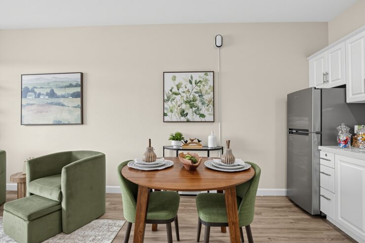 Dining area with natural decor, comfortable seating, and a welcoming, home-like atmosphere.